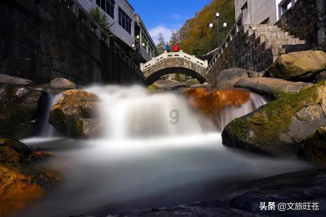 午睡醒来后头昏昏沉沉的，这是什么原因导致的？